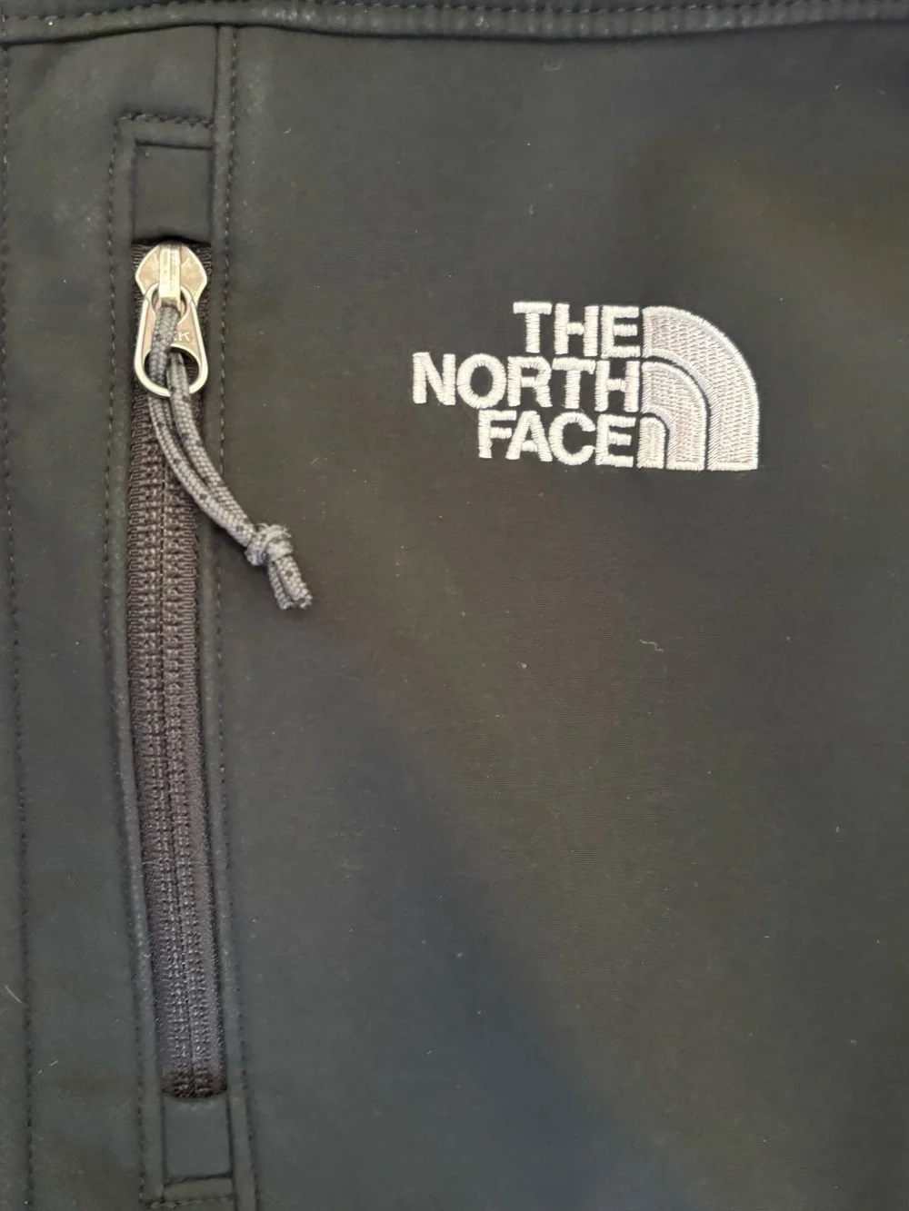 The north face apex bionic soft shell jacket for men size medium